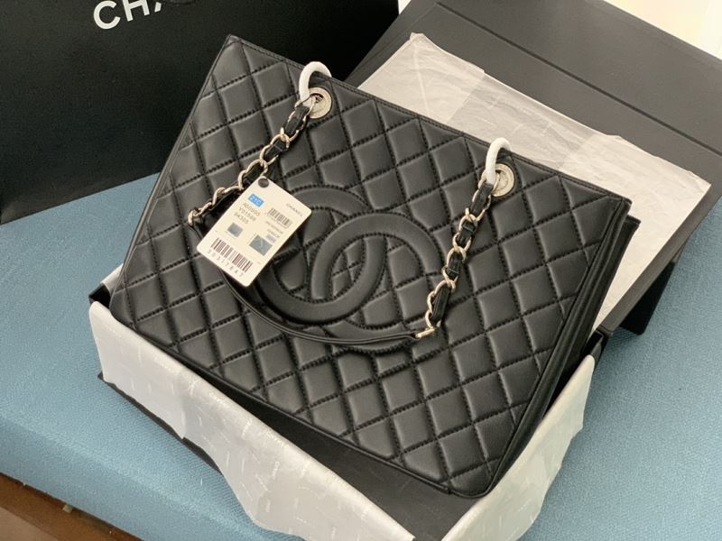 Chanel Shopping Bag